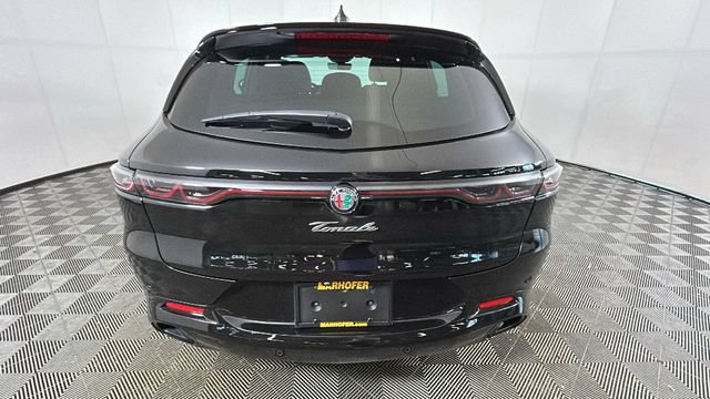 Used 2024 Alfa Romeo Tonale Ti w/ Active Assist Package AWD/4WD video 4
