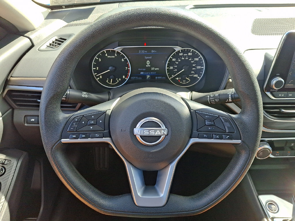 Used 2025 Nissan Altima 2.5 SV AWD/4WD image 18