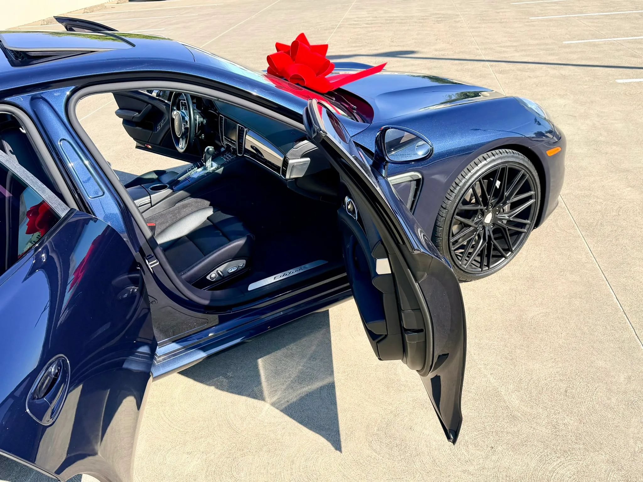 Used 2016 Porsche Panamera Edition RWD image 74