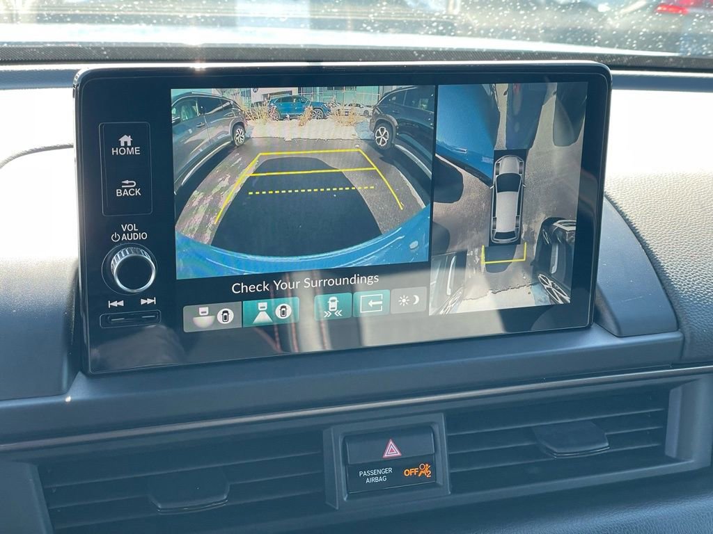 Used 2024 Honda Pilot TrailSport image 23