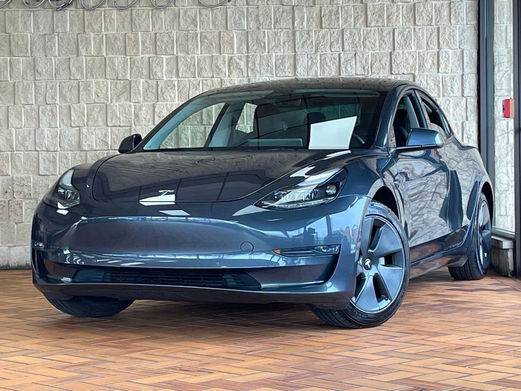 Used 2022 Tesla Model 3 Long Range image 2