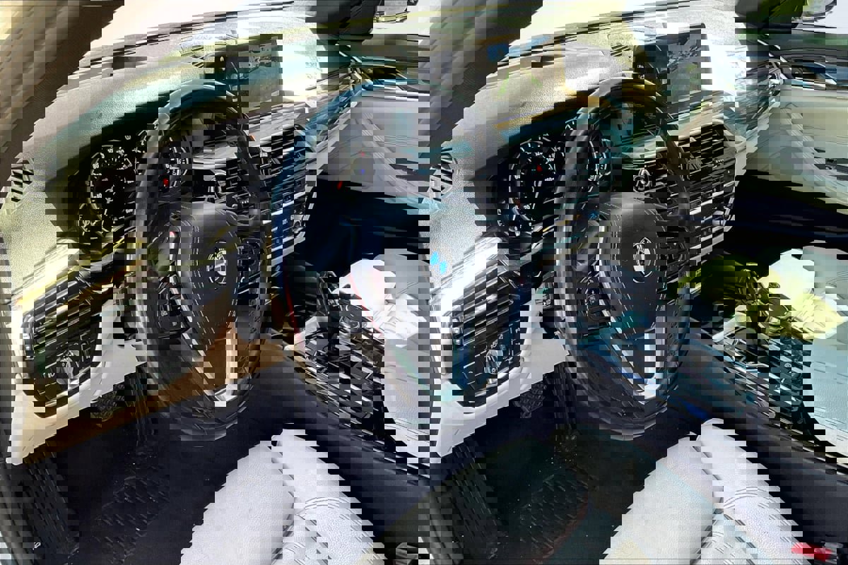 Used 2017 BMW 540i image 14