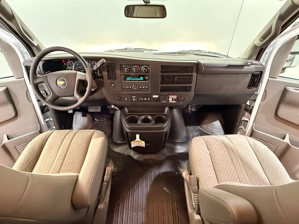 New 2025 Chevrolet Express 3500 w/ Power Convenience Package RWD image 18
