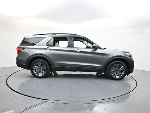 New 2026 Ford Explorer Active AWD/4WD image 8