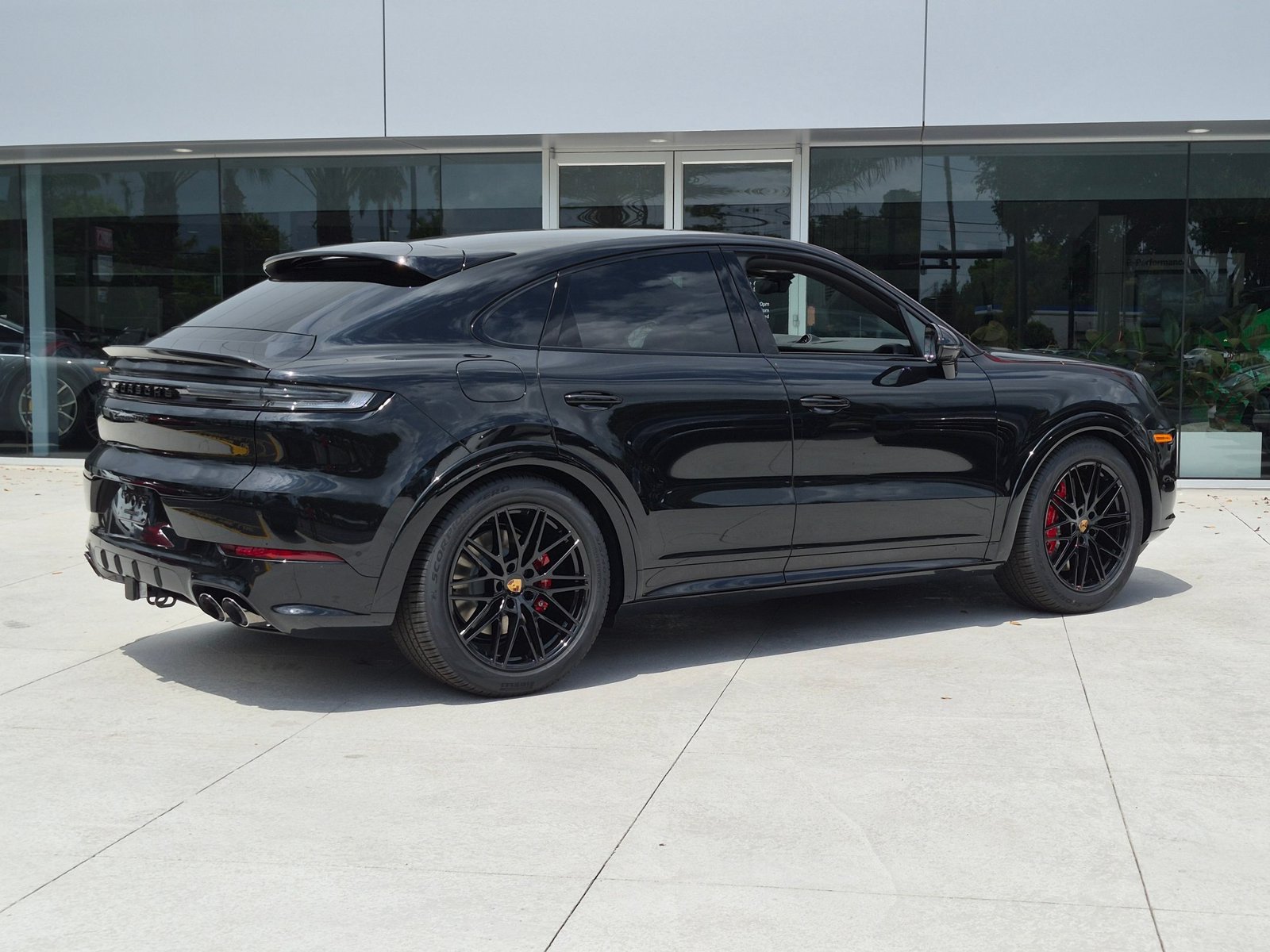 New 2026 Porsche Cayenne GTS AWD/4WD image 9