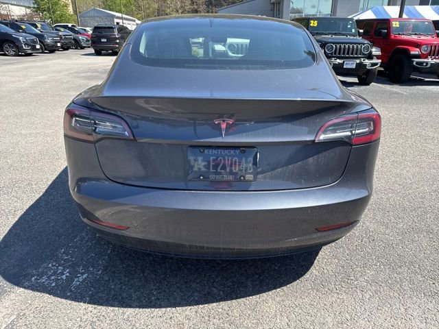 Used 2023 Tesla Model 3 Standard Range image 4