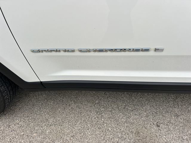 Used 2023 Jeep Grand Cherokee 4WD 4xe w/ Luxury Tech Group II image 55