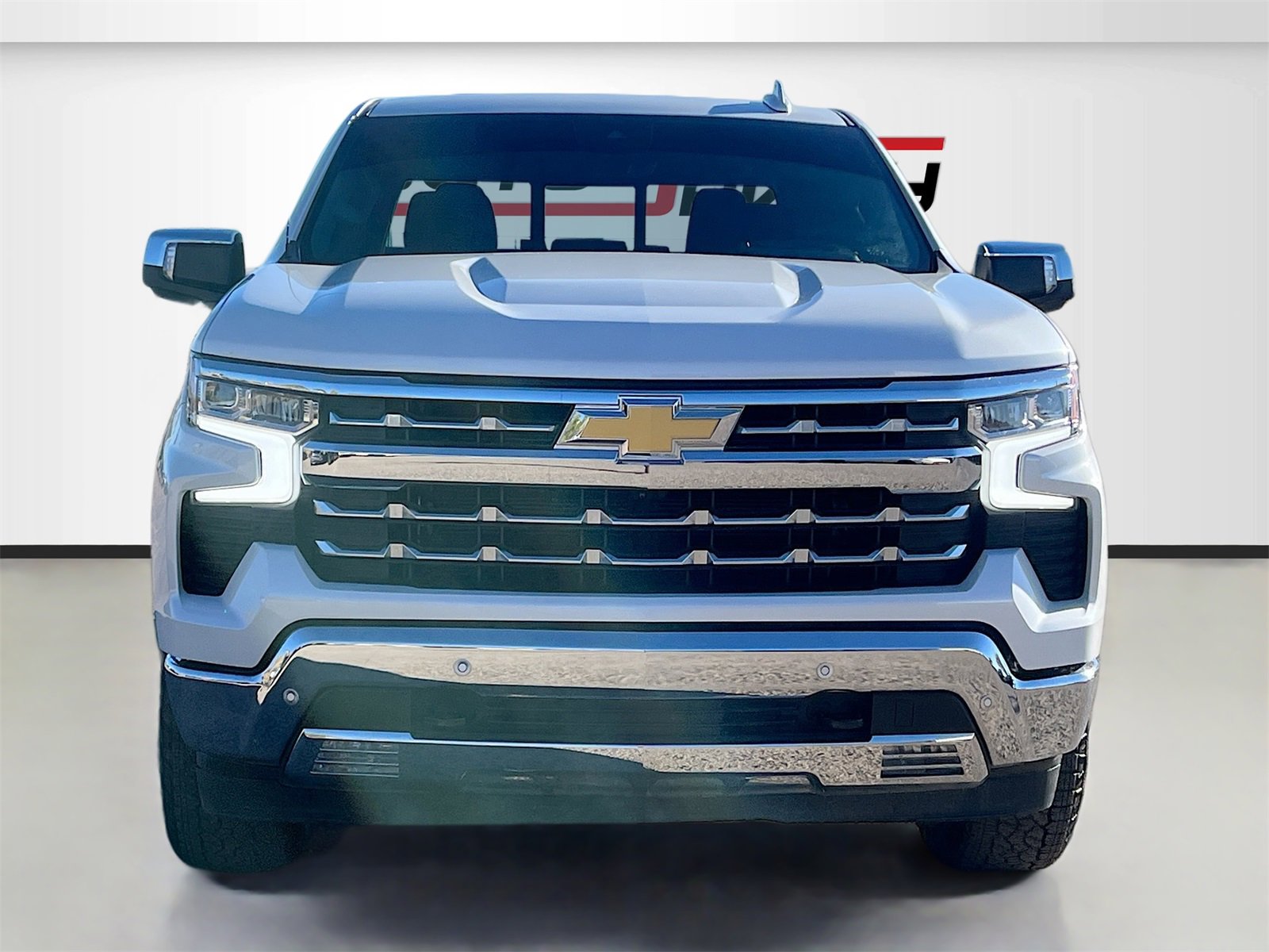 Used 2024 Chevrolet Silverado 1500 LTZ w/ Technology Package image 2