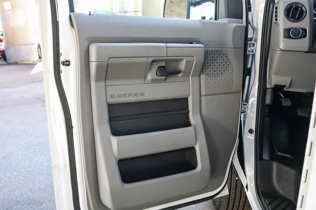 New 2026 Ford E-350 and Econoline 350 Super Duty w/ Power Equipment Group RWD image 48