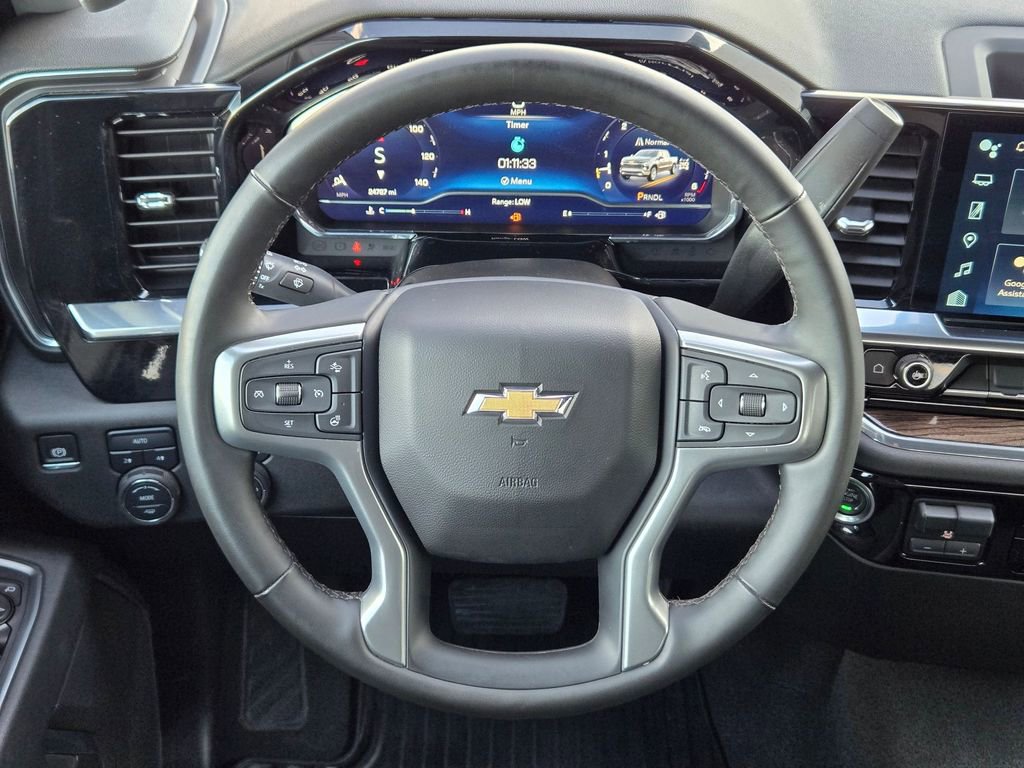 Used 2025 Chevrolet Silverado 1500 LT image 14