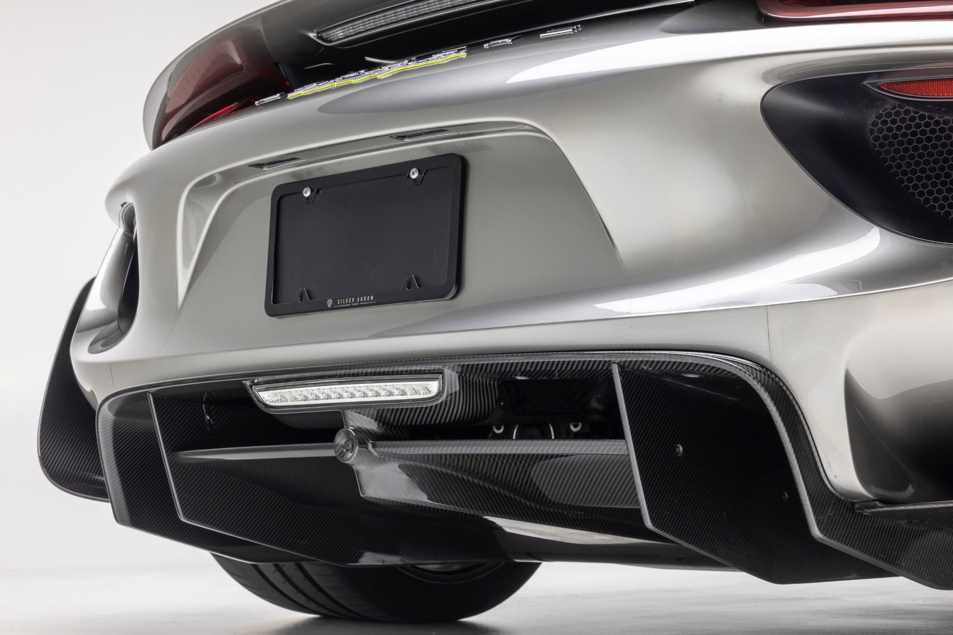 Used 2015 Porsche 918 Spyder AWD/4WD image 13