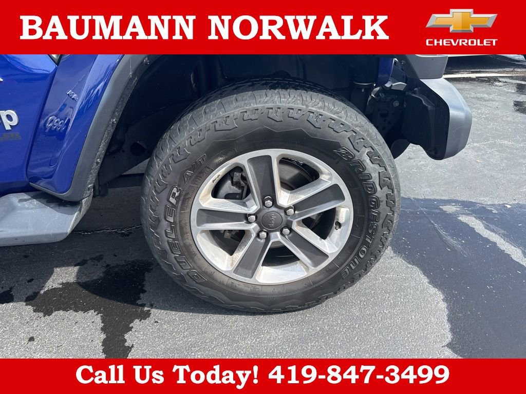 Used 2020 Jeep Wrangler Unlimited Sahara AWD/4WD image 22