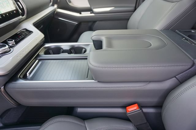 New 2027 Ford Expedition Max Active RWD image 29
