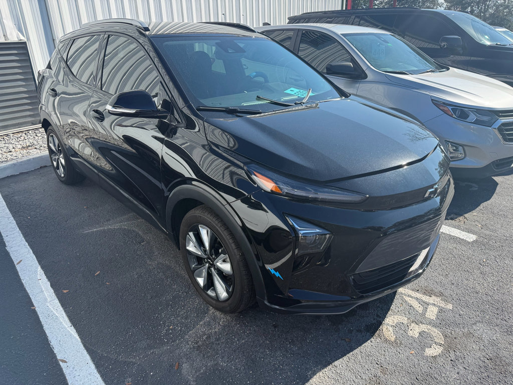 Used 2023 Chevrolet Bolt EUV LT w/ Convenience Package image 17