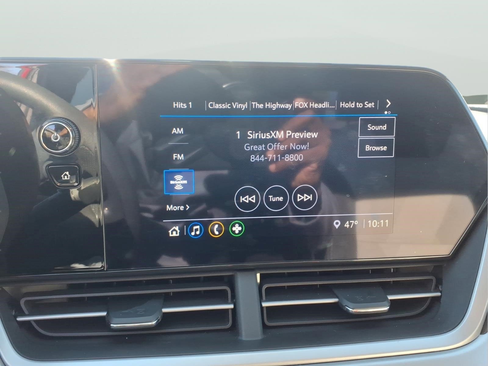 Used 2024 Chevrolet Trax LS w/ LS Convenience Package FWD image 15