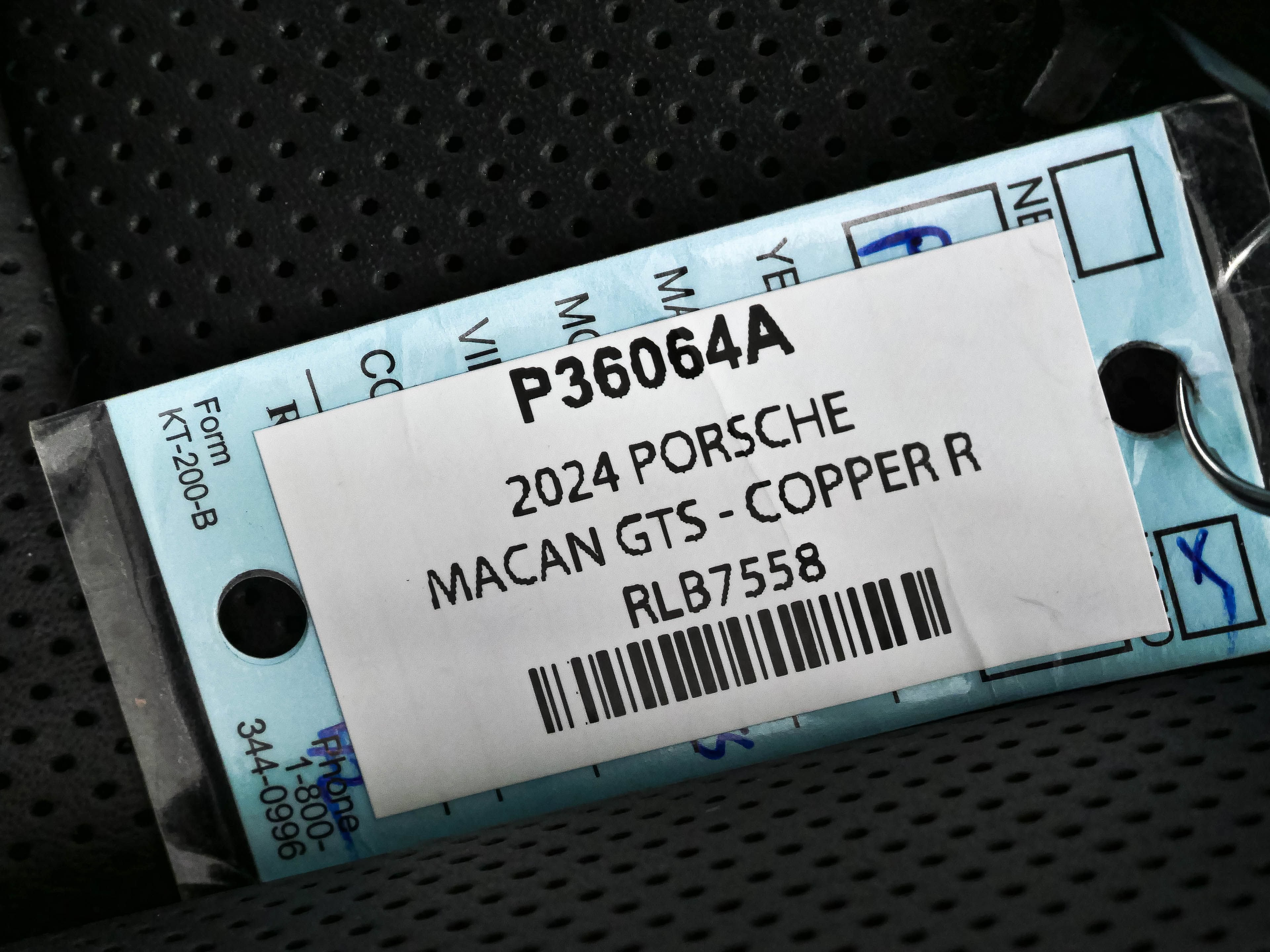 Certified 2024 Porsche Macan GTS AWD/4WD image 39