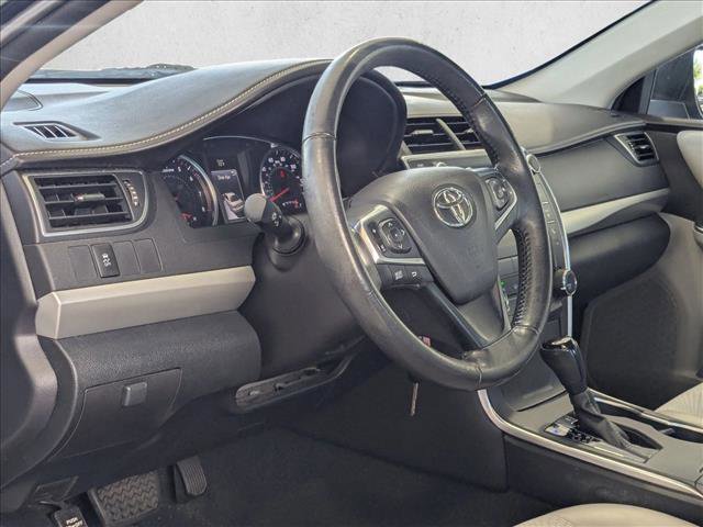Used 2017 Toyota Camry SE FWD video 2