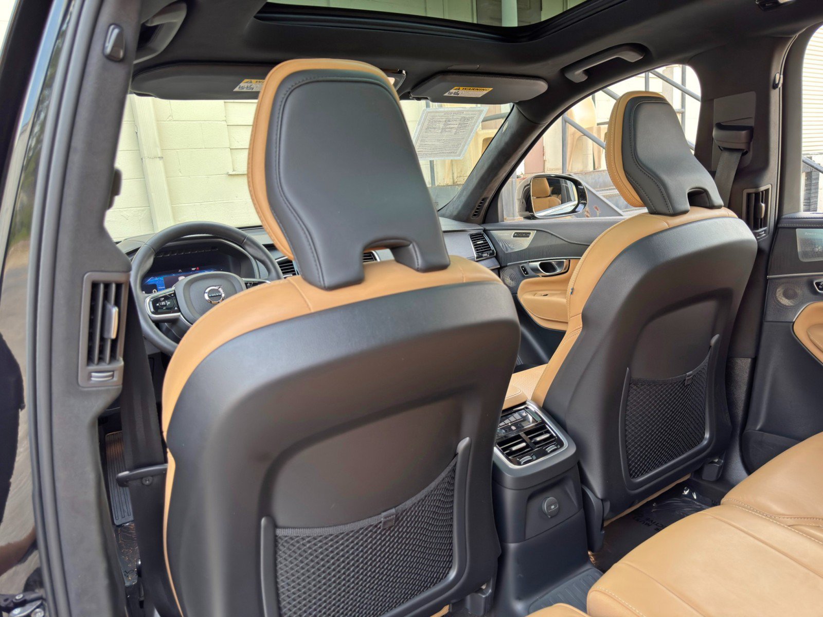Used 2024 Volvo XC90 T8 Ultimate w/ Lounge Package AWD/4WD image 39