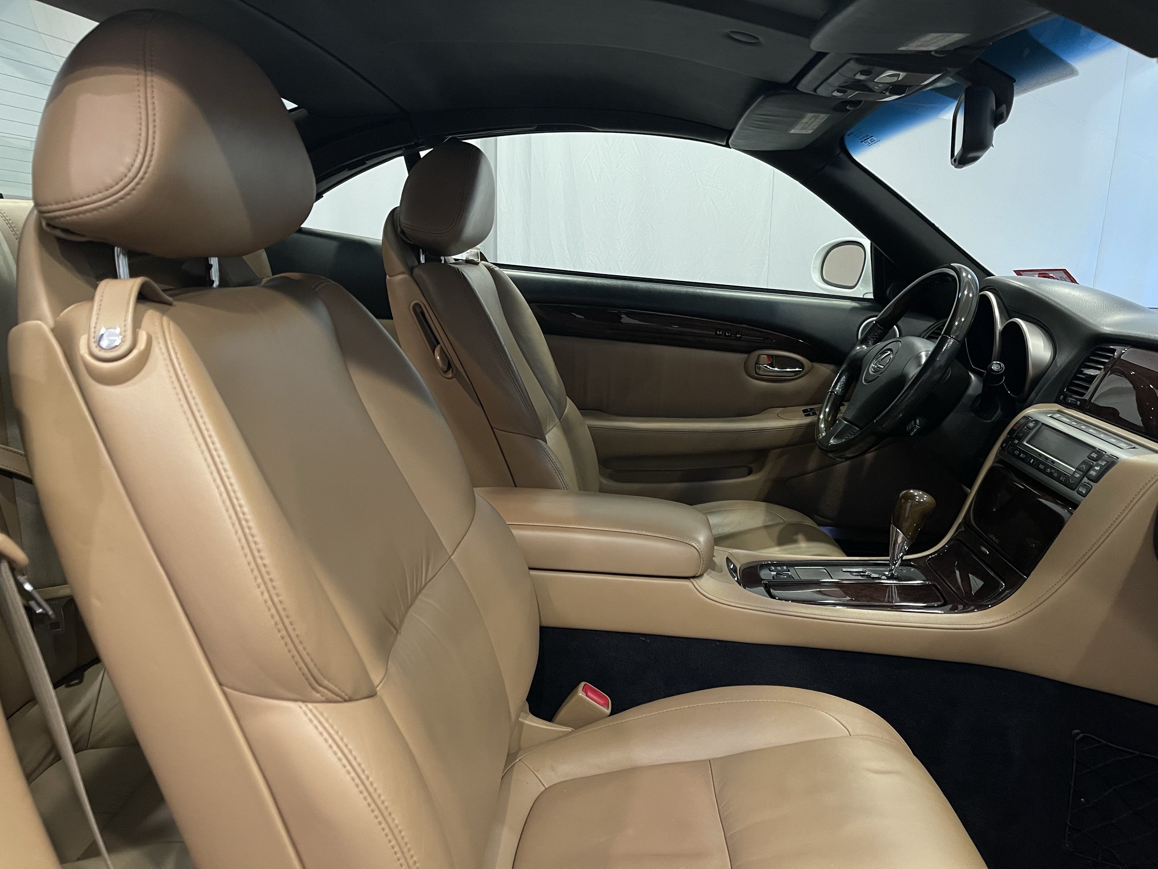 Used 2008 Lexus SC 430 Convertible RWD image 15
