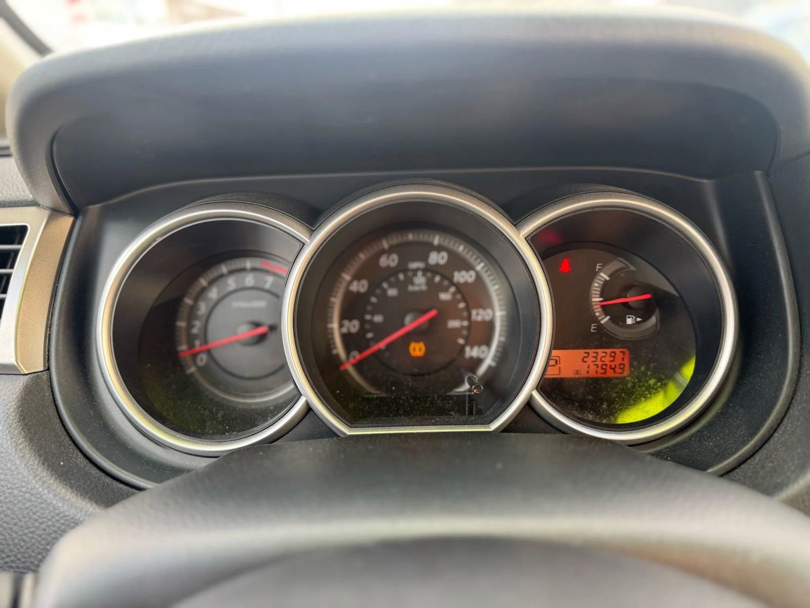 Used 2011 Nissan Versa SL w/ Premium Pkg FWD image 23