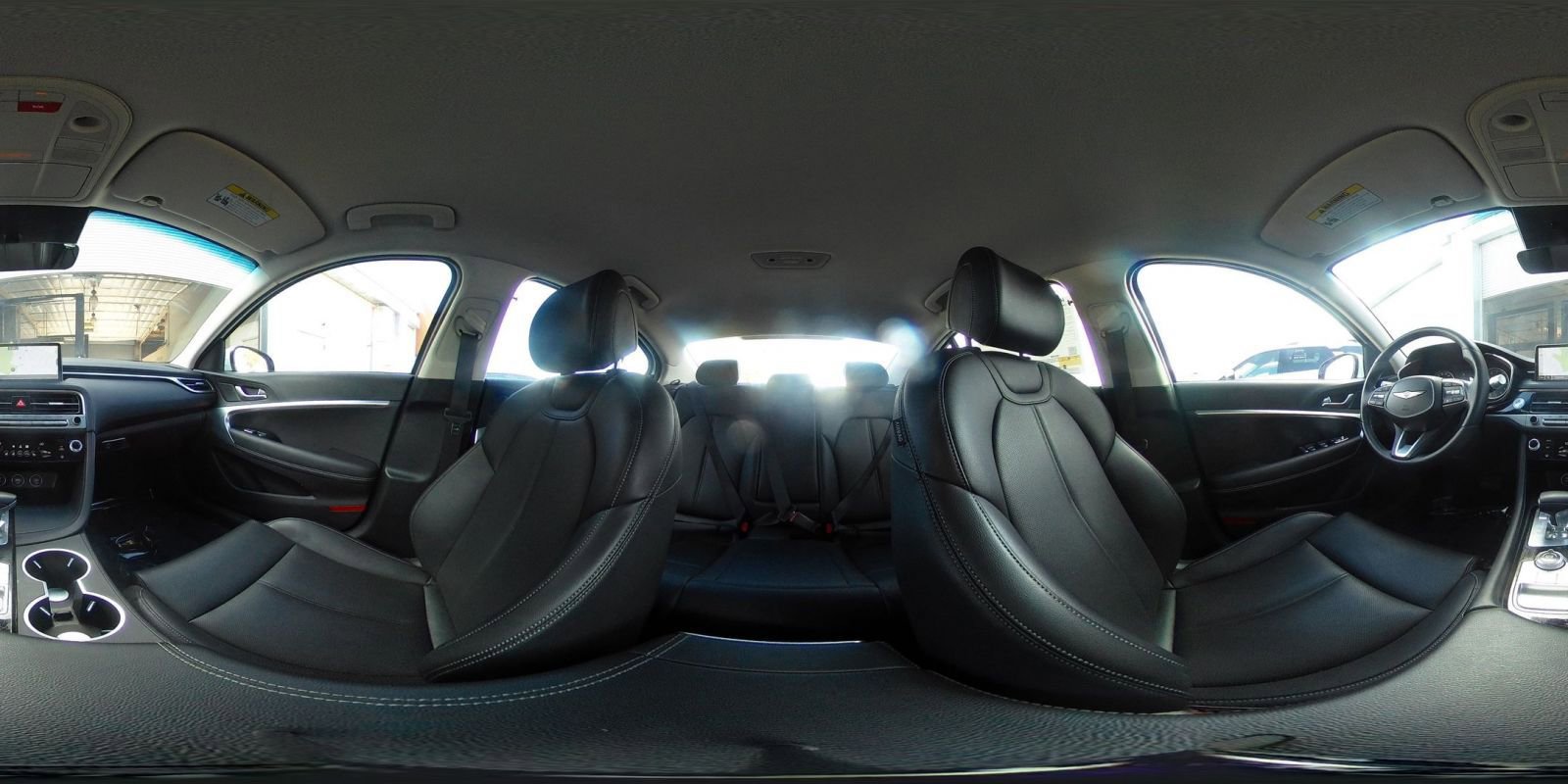 Used 2025 Genesis G70 2.5T image 45