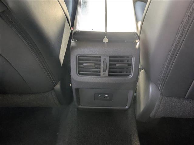 Used 2023 Nissan Rogue SV w/ SV Premium B Package image 14