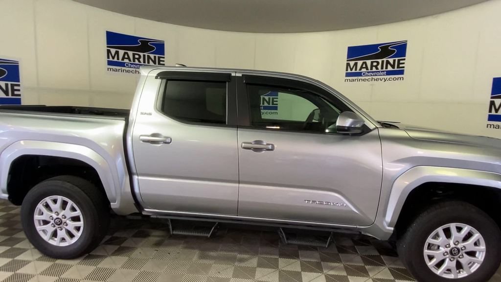 Used 2024 Toyota Tacoma SR5 AWD/4WD image 3