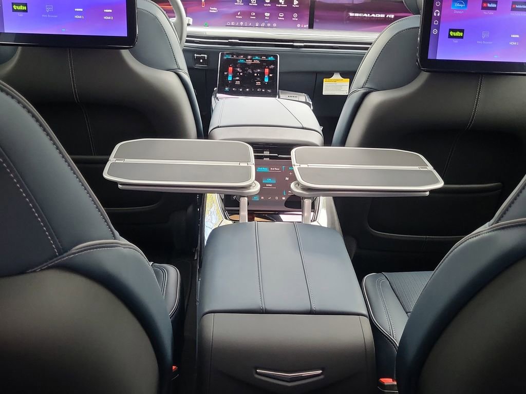 New 2025 Cadillac Escalade IQ Sport 2 image 31