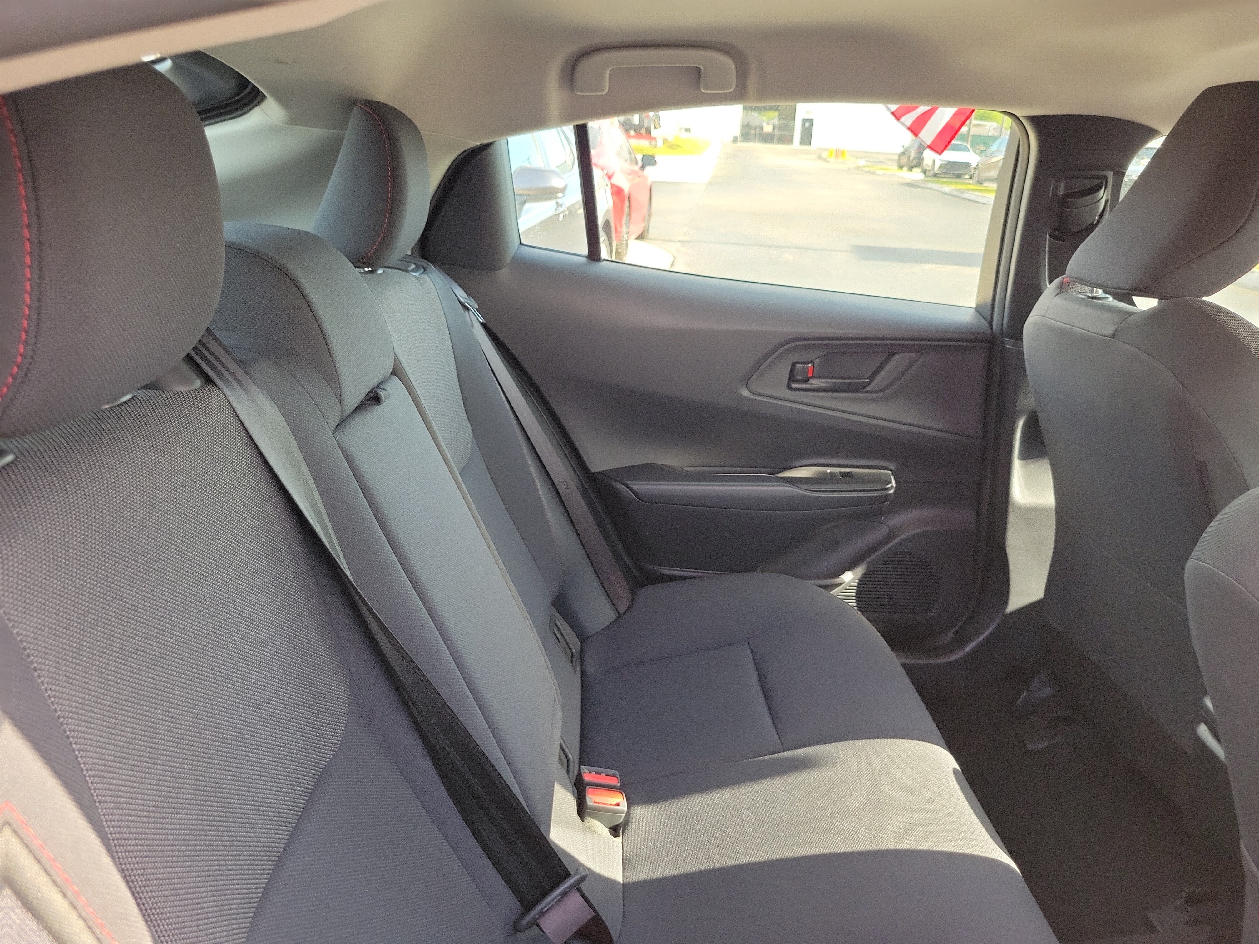 Used 2024 Toyota Prius Prime FWD image 15