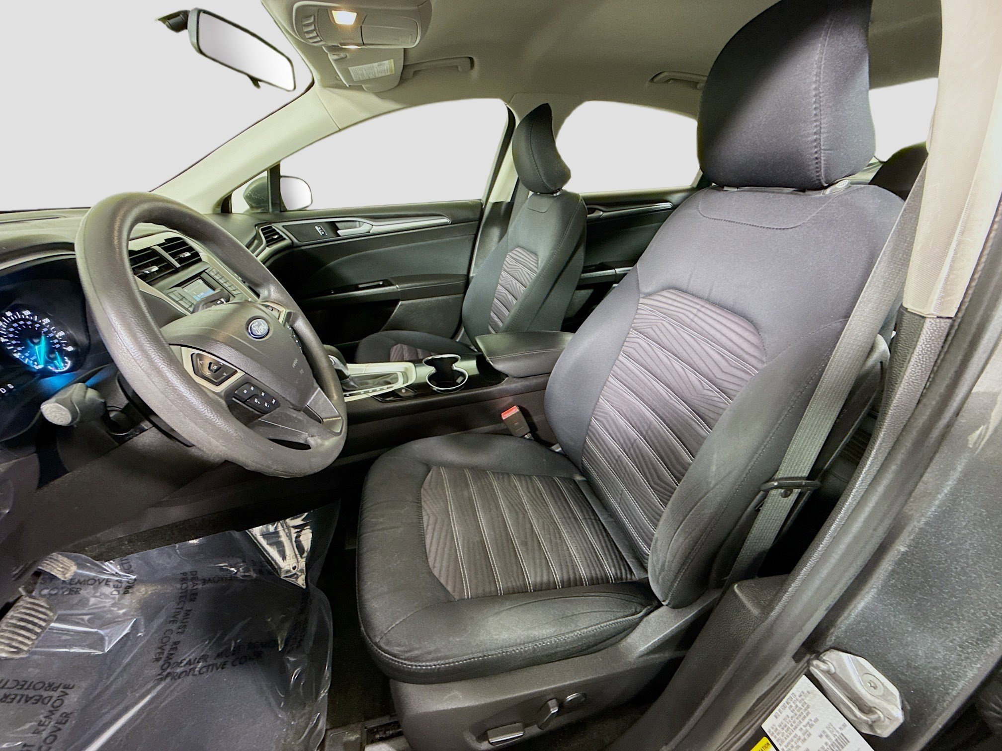 Used 2016 Ford Fusion SE image 21