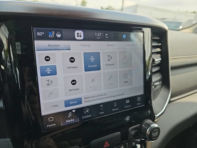 Used 2022 RAM 1500 Laramie AWD/4WD image 25