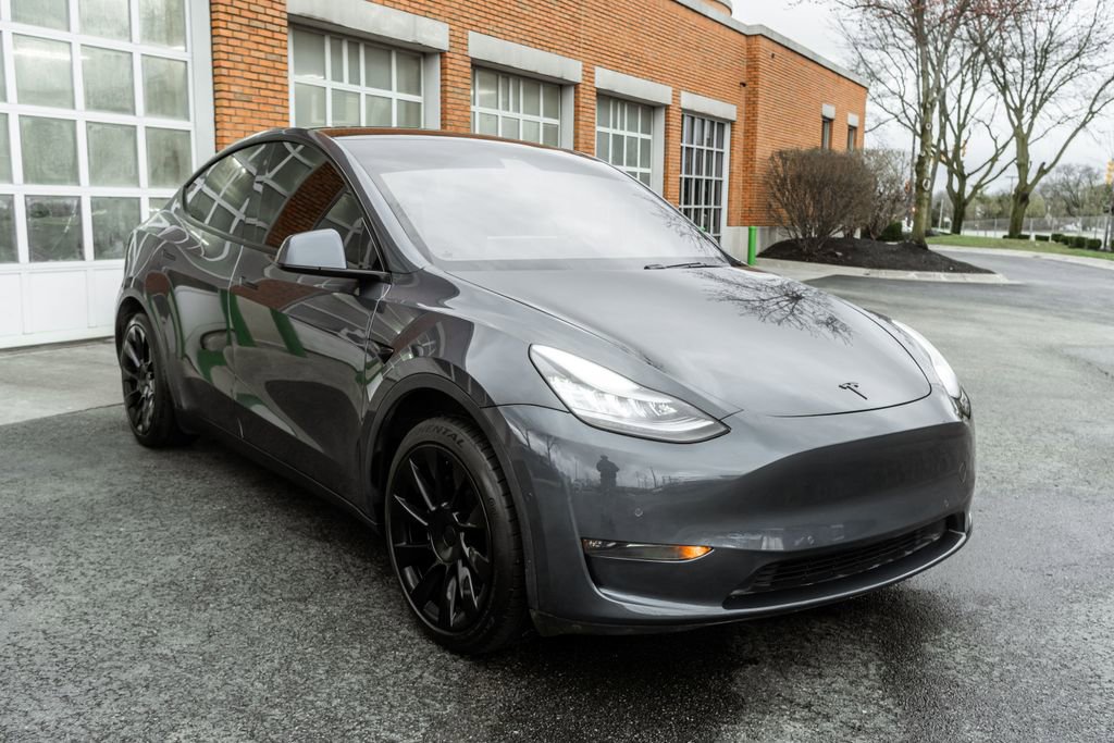 Used 2020 Tesla Model Y Long Range image 5