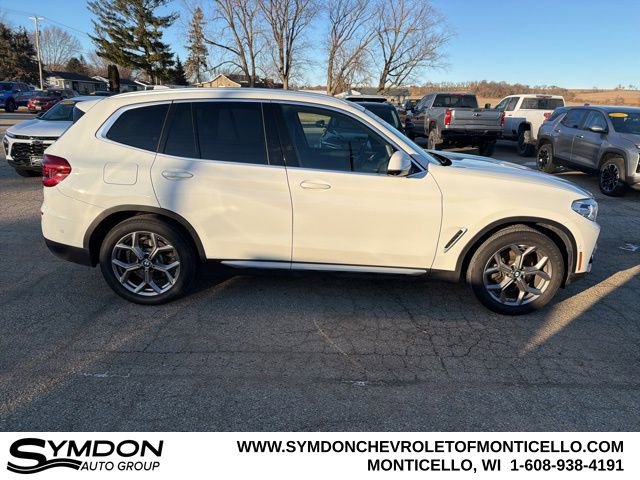 Used 2021 BMW X3 xDrive30i w/ Premium Package image 3