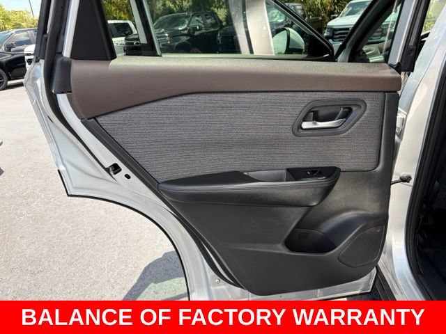 Used 2023 Nissan Rogue SV FWD image 13