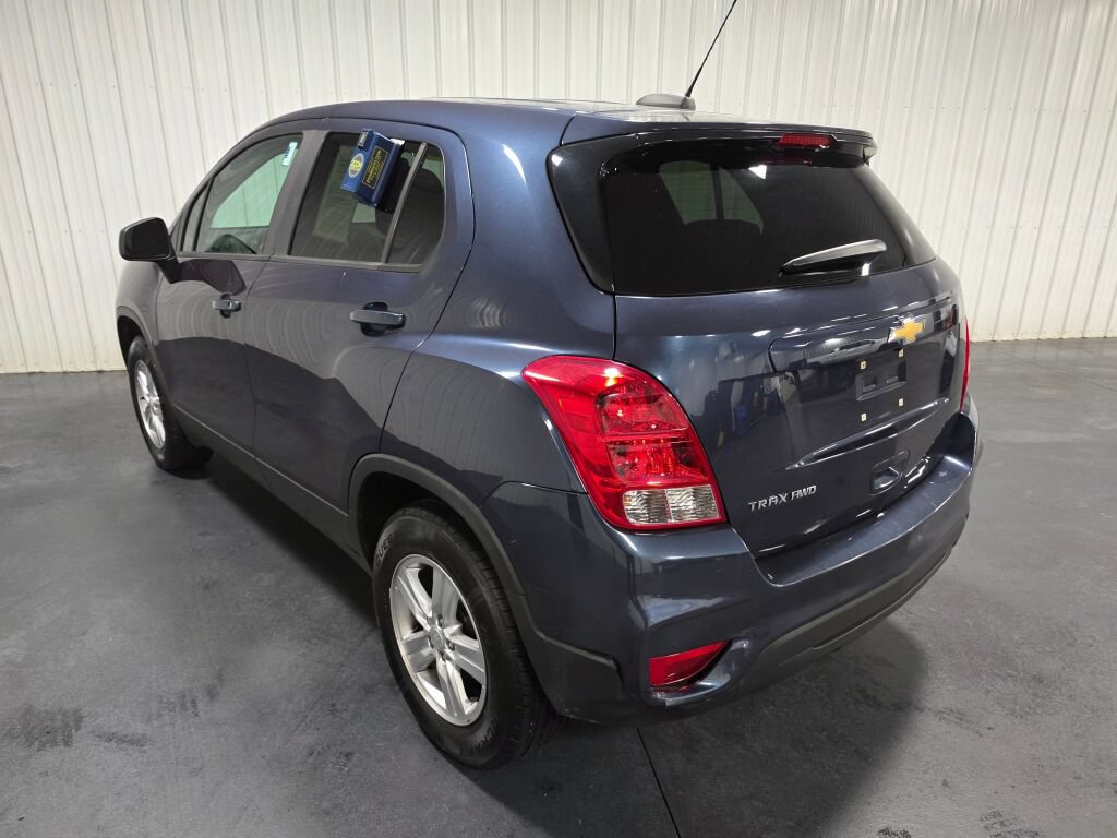 Used 2019 Chevrolet Trax LS w/ Tint and Cruise Package AWD/4WD image 3