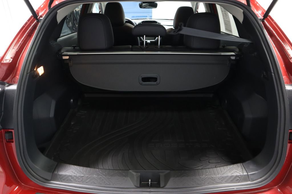 Used 2025 Subaru Crosstrek 2.5i Limited w/ Crosstrek Mirror Package image 18