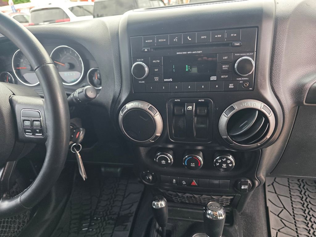 Used 2011 Jeep Wrangler Sport AWD/4WD image 16