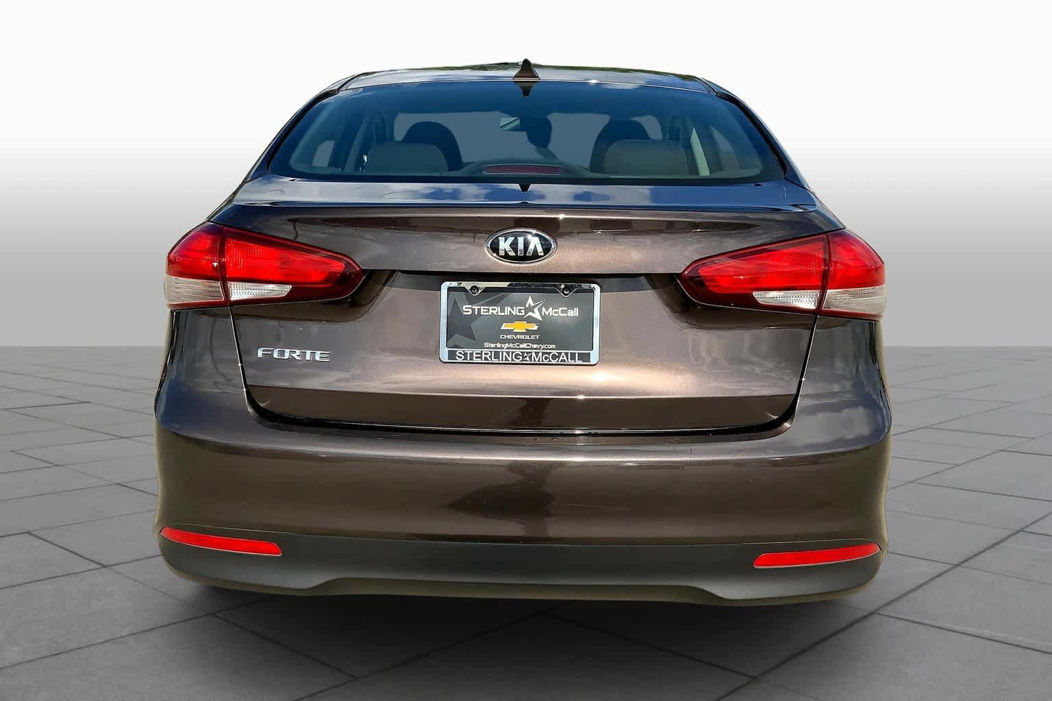 Used 2018 Kia Forte LX FWD image 5