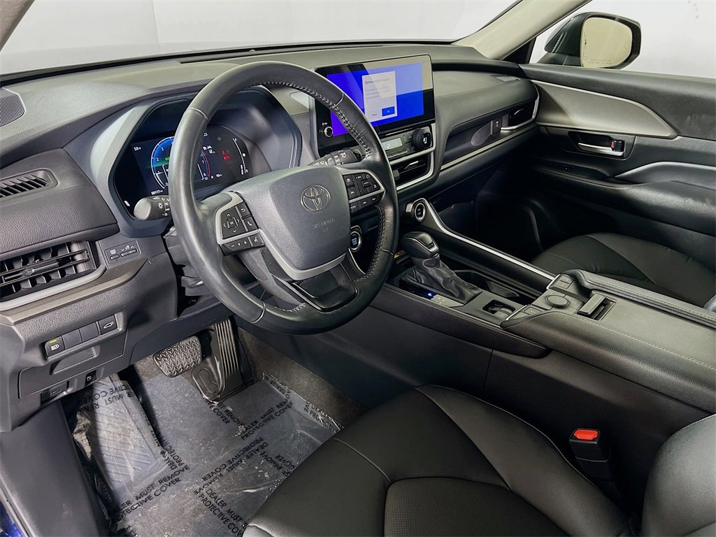Certified 2024 Toyota Grand Highlander XLE image 10
