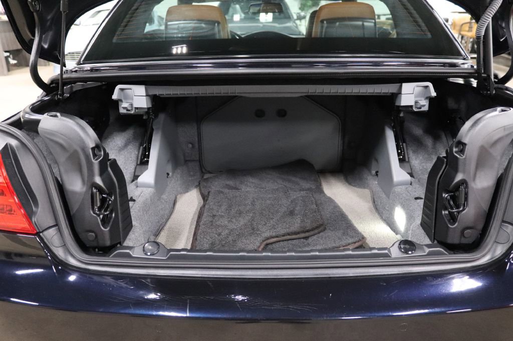 Used 2012 BMW M3 Convertible image 30