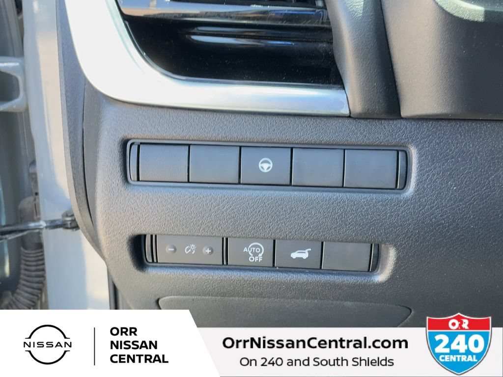 Used 2023 Nissan Rogue SL w/ SL Premium Package FWD image 19