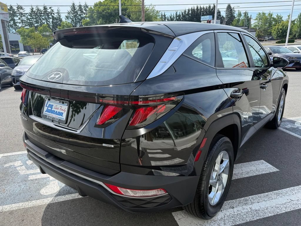 Used 2023 Hyundai Tucson SE AWD/4WD image 5