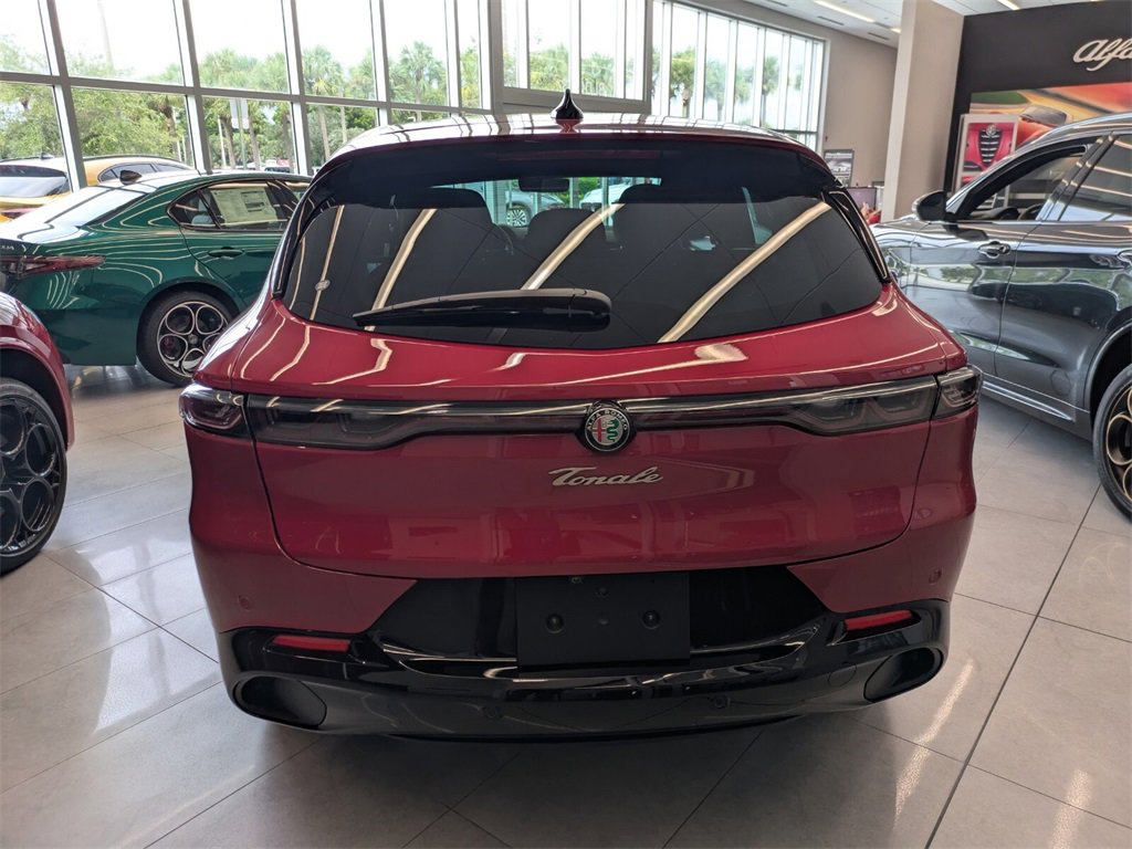 New 2025 Alfa Romeo Tonale image 3