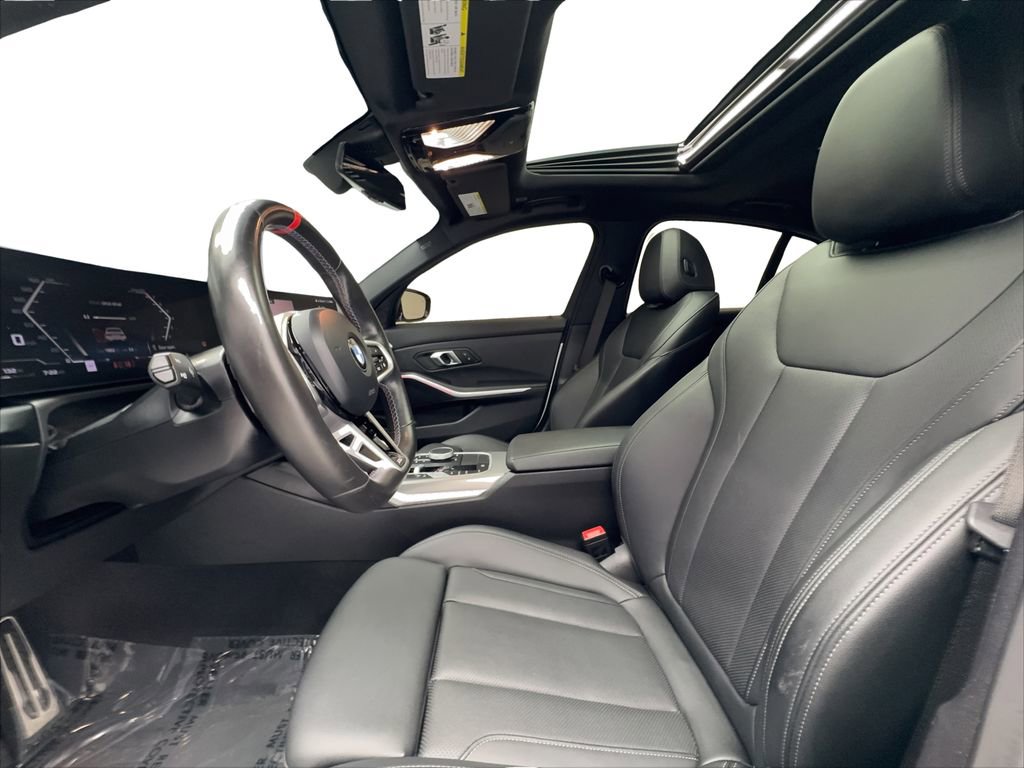 Used 2025 BMW M340i w/ Shadowloine Package image 20