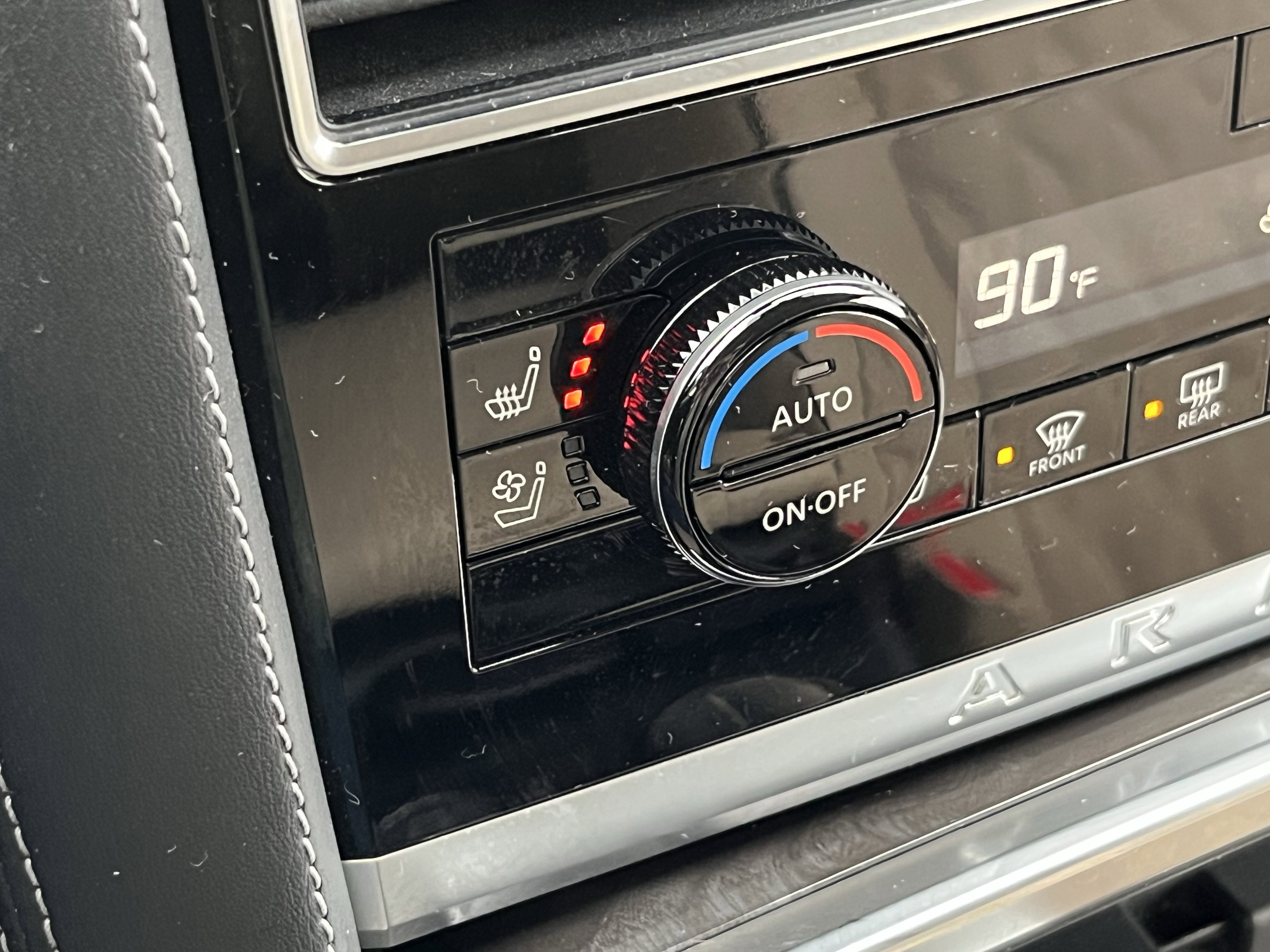 Used 2023 Nissan Armada Platinum w/ Captain's Chairs Package image 36