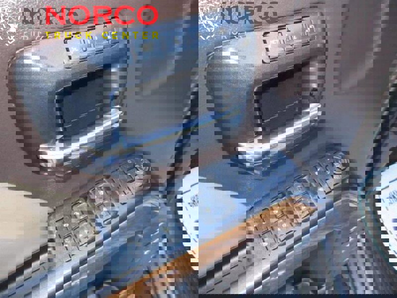 Used 2014 Chevrolet Silverado 1500 LTZ w/ Texas Edition, 1LZ Trim image 9