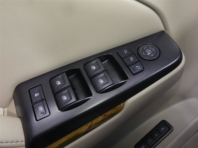 Used 2017 GMC Yukon Denali AWD/4WD image 19