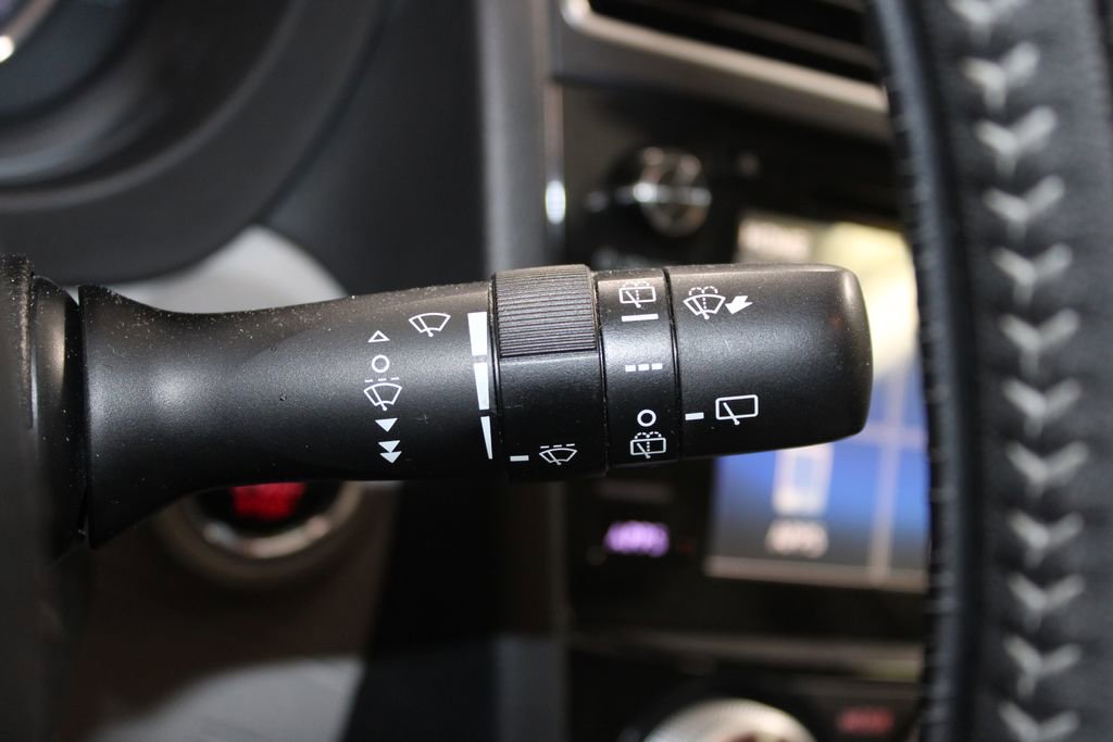 Used 2016 Subaru Forester 2.5i Touring w/ Eyesight & Navigation System AWD/4WD image 24