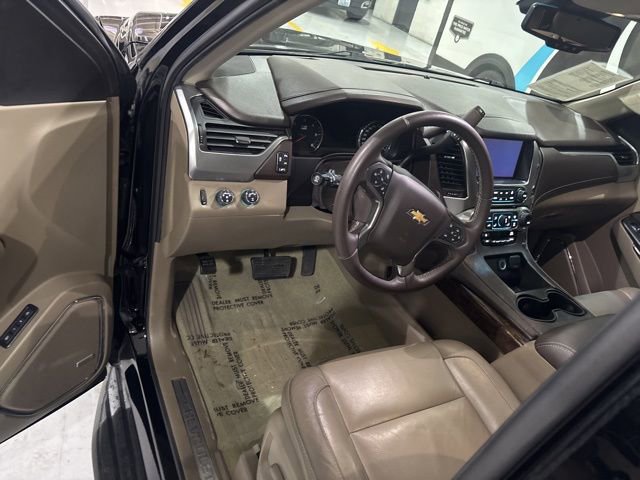 Used 2017 Chevrolet Tahoe LT w/ Luxury Package image 14