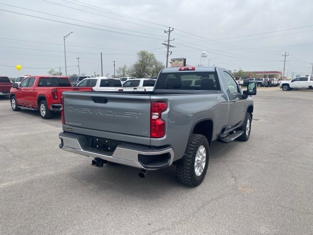 Used 2024 Chevrolet Silverado 2500 LT w/ Convenience Package image 6